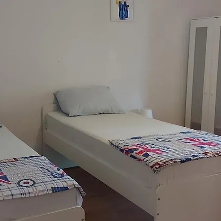 Apartment Pink Mlini